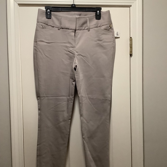 Dress / Work Pants - Picture 1 of 4